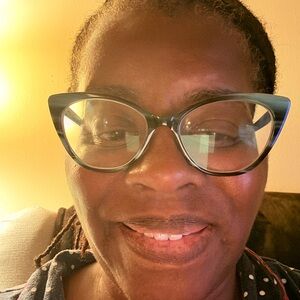 Meet your Posher, Kellie